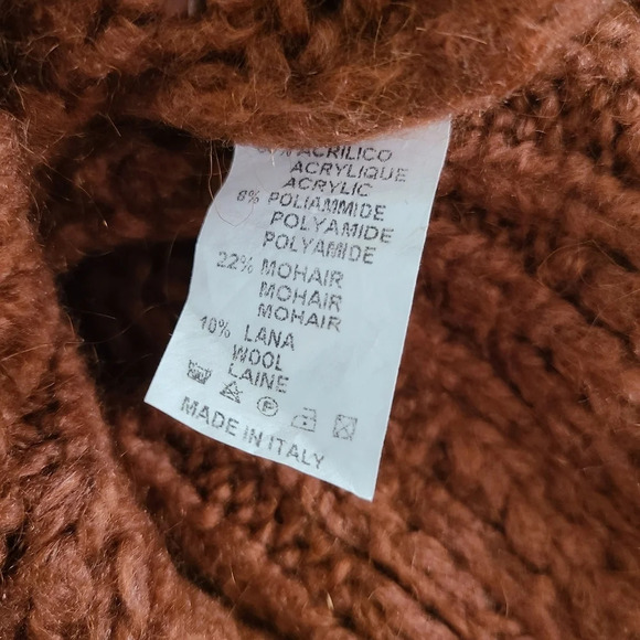 New Natasha Paris Chunky Knit Sweater - Picture 6 of 6